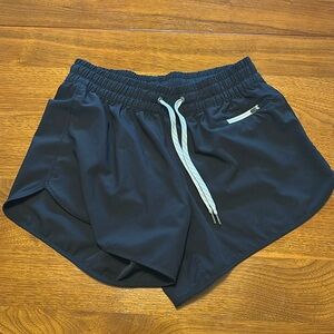 Black vuori clementine 2.0 shorts